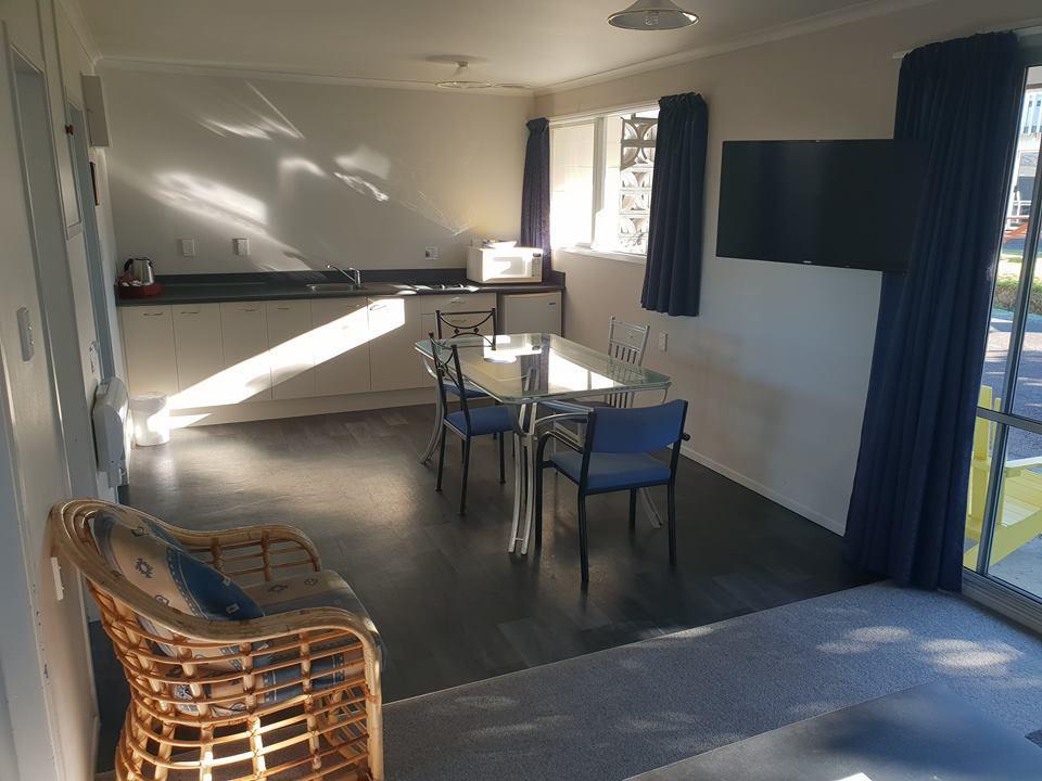 Adelphi Motel Lago Lago Taupo Esterno foto