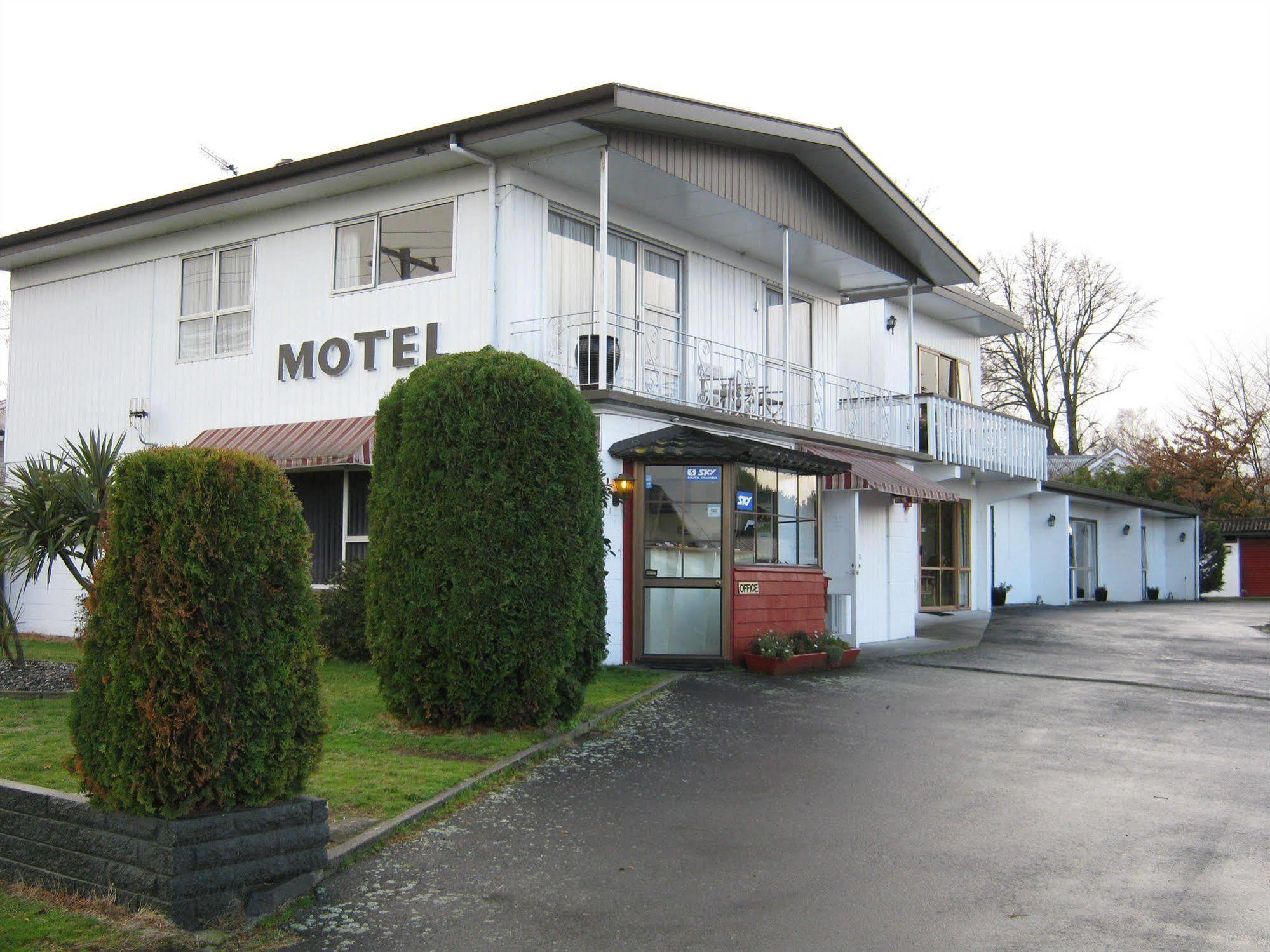 Adelphi Motel Lago Lago Taupo Esterno foto