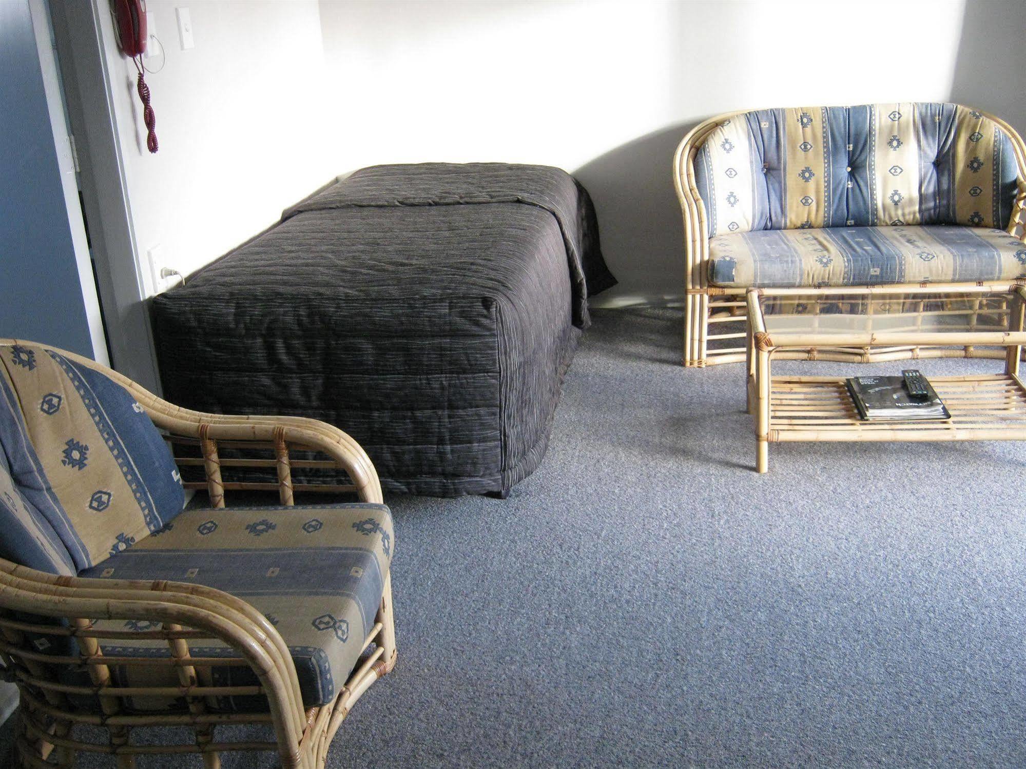 Adelphi Motel Lago Lago Taupo Esterno foto